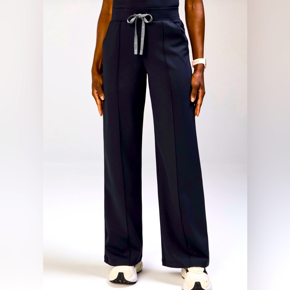 FIGS High-Waisted Salina FORMx Wide Leg Scrub Pants MEDIUM TALL